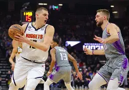 包含德甲抢七大战激情夜！约基奇里突外投，波士顿凯尔特人小胜休斯顿火箭的词条